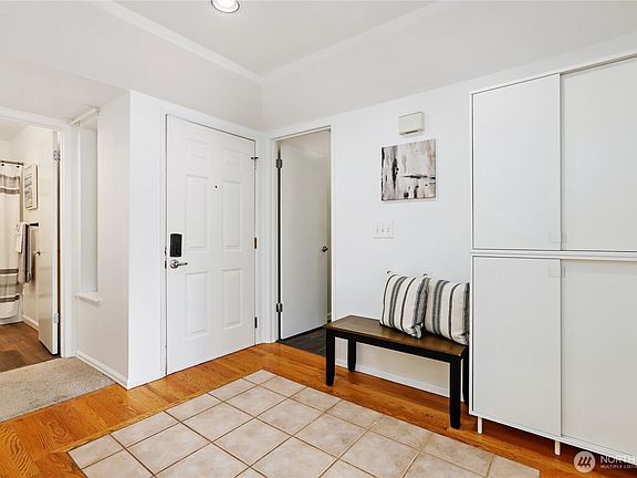 3rd image of 9009 Avondale Road NE #M226