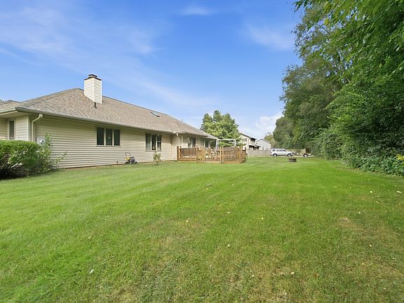 4th image of 26366 Hummingbird Rd