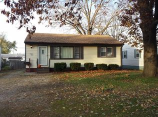 1412 W Cushing St, Decatur, IL 62526