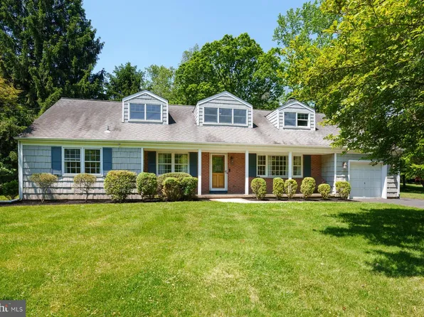 4 Manor Ave, Princeton, NJ 08540