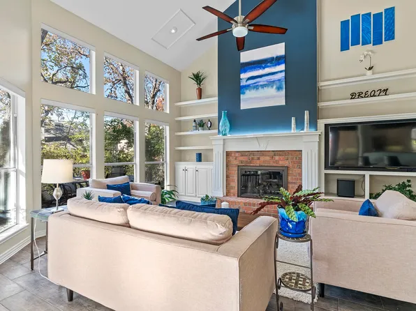 7022 Clear Springs Cir, Garland, TX 75044