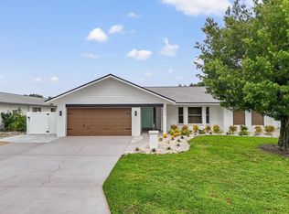 302 73rd St NW, Bradenton, FL 34209