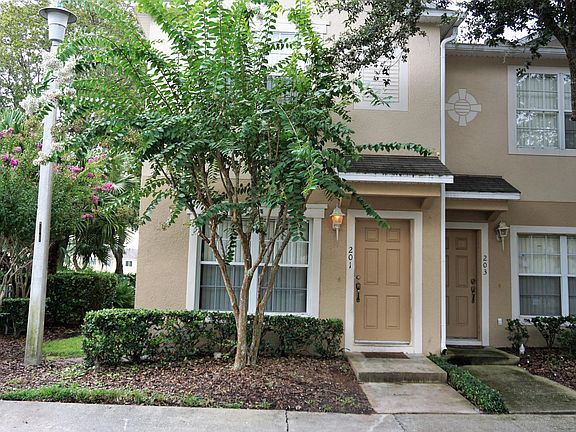 2nd image of 201 Wilton Cir