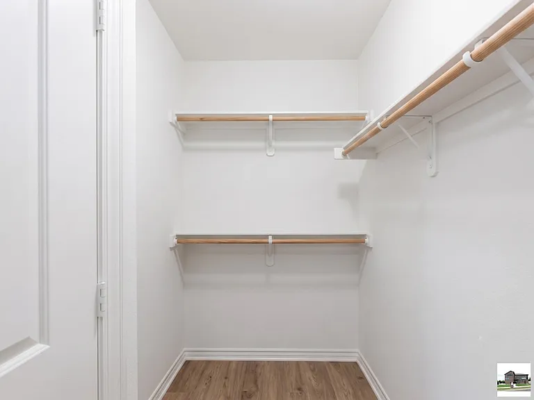305 Cedar Ridge Dr #A — Photo 18