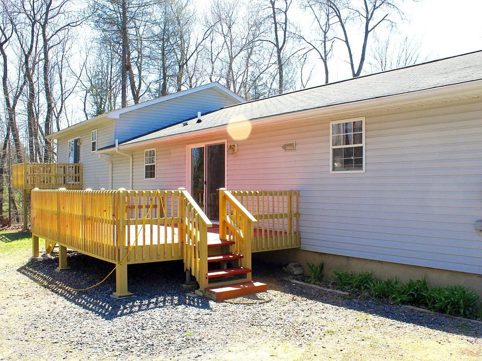 106 Peggy Ln, Kunkletown, PA 18058 Zillow