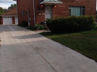 7877 Wainstead Dr #UP, Cleveland, OH