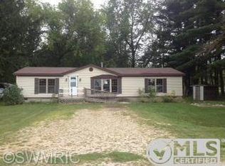 351 E Main St, Mecosta, MI 49332