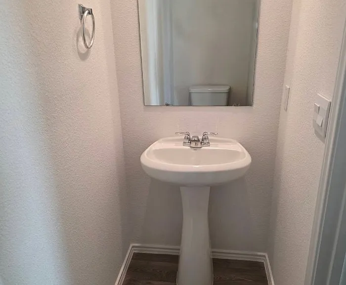 20209 Tester St — Photo 6