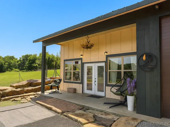 15522 E 370th Rd, Claremore, OK 74017