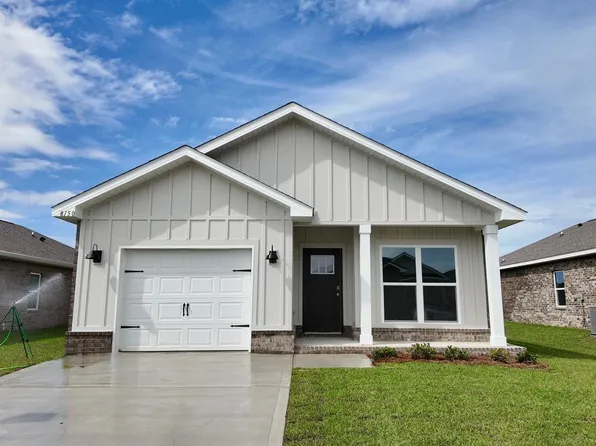 8150 Fox Hunt Dr, Milton, FL 32583