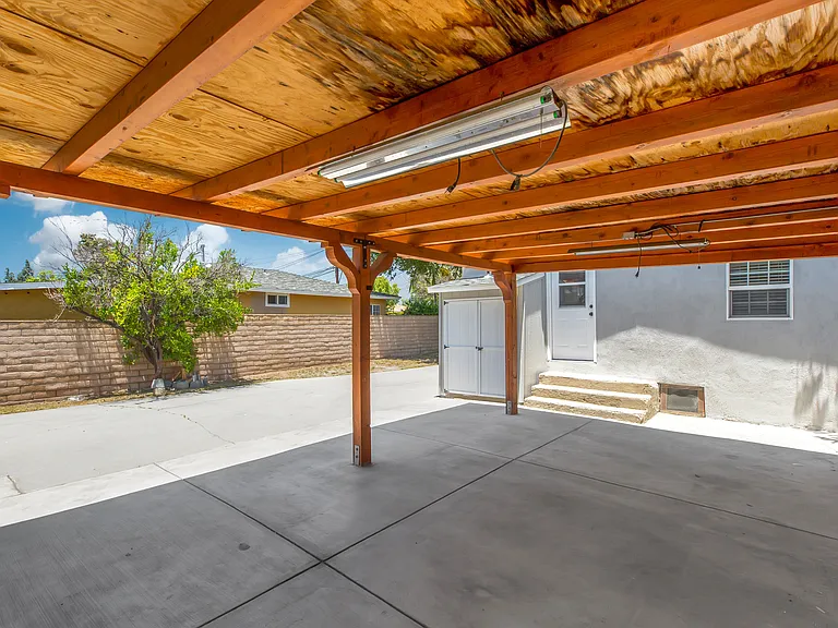 528 Almond Ave #B — Photo 54