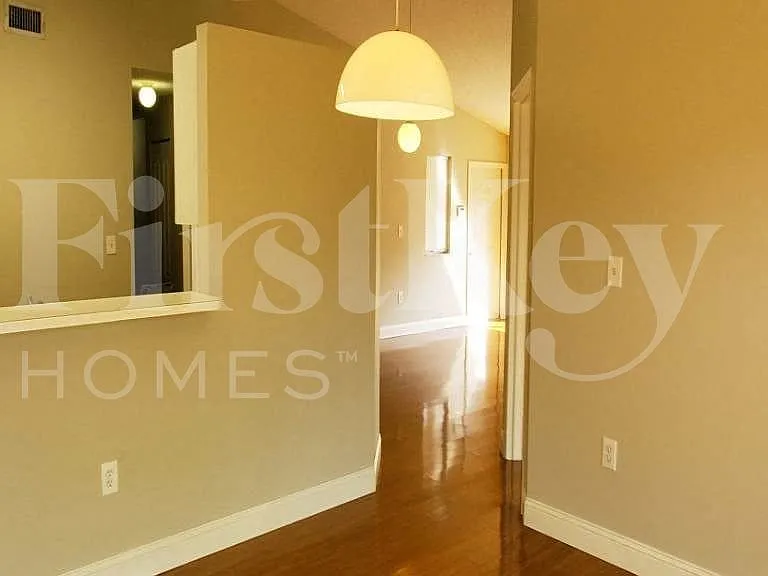 17655 SW 146th Ct — Photo 4