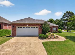 114 Sand Pebble St, Hot Springs, AR 71913