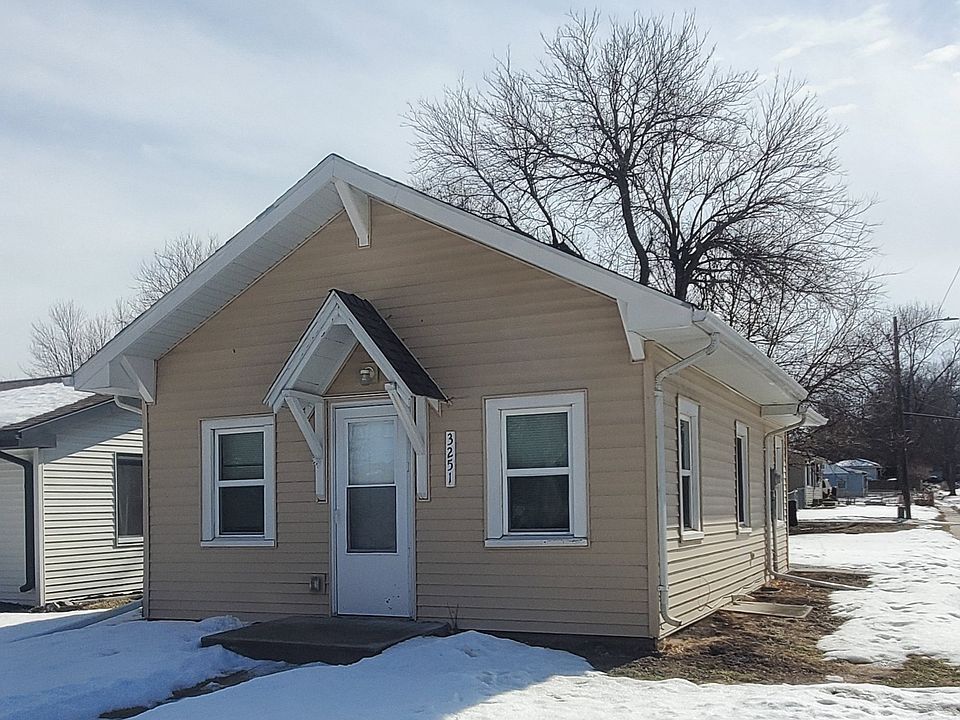 1st image of 3251 Center St