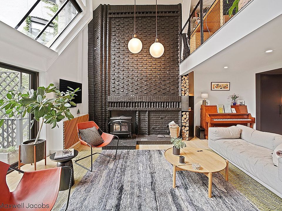 1st image of 260 W 22nd St Unit Penthouse