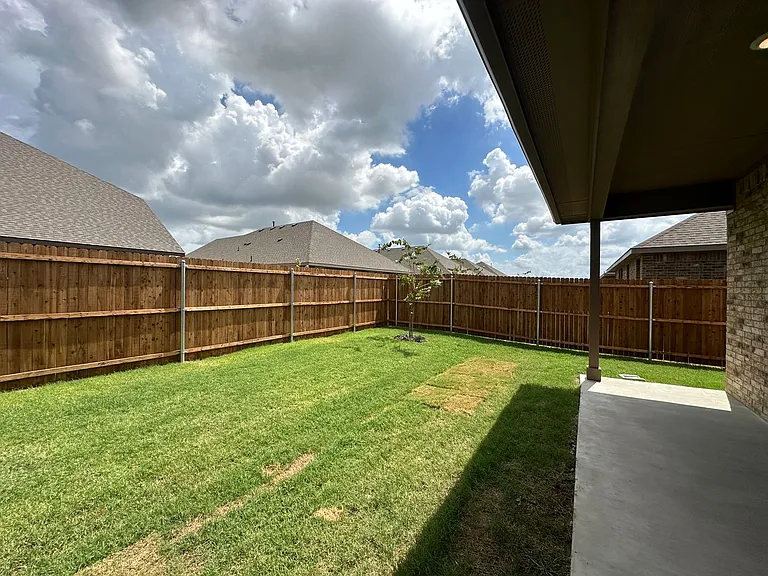 5231 Meadow Ln — Photo 17