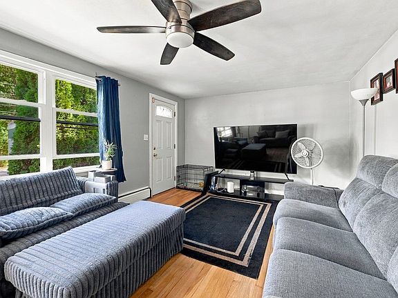 3rd image of 77 Bellamy Road