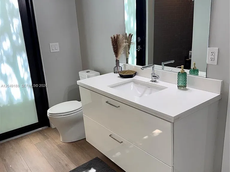 8631 Arboretum Ln — Photo 41