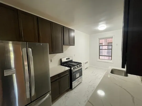 71 Ocean Parkway image 1 of 9