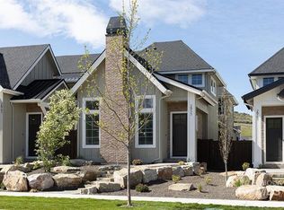 2955 W Hidden Springs Dr, Boise, ID 83714