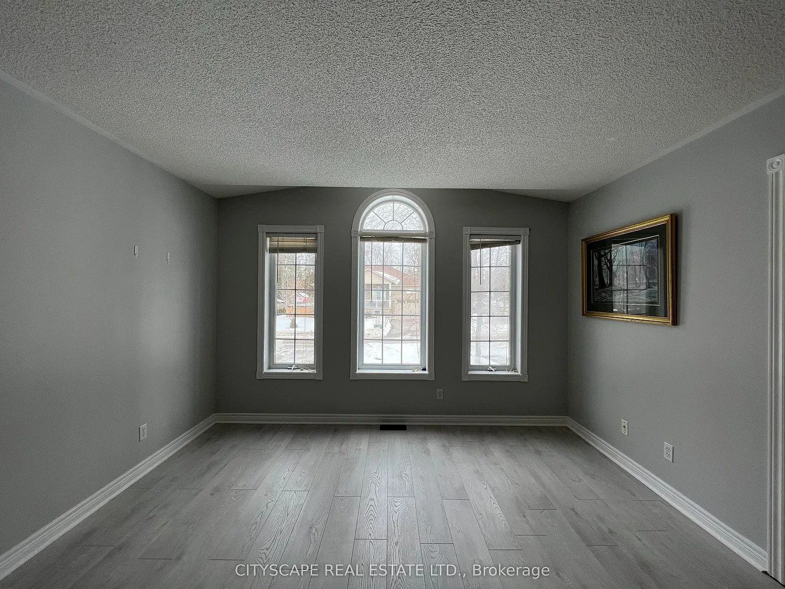 3 bed, $2,500 — Photo 3