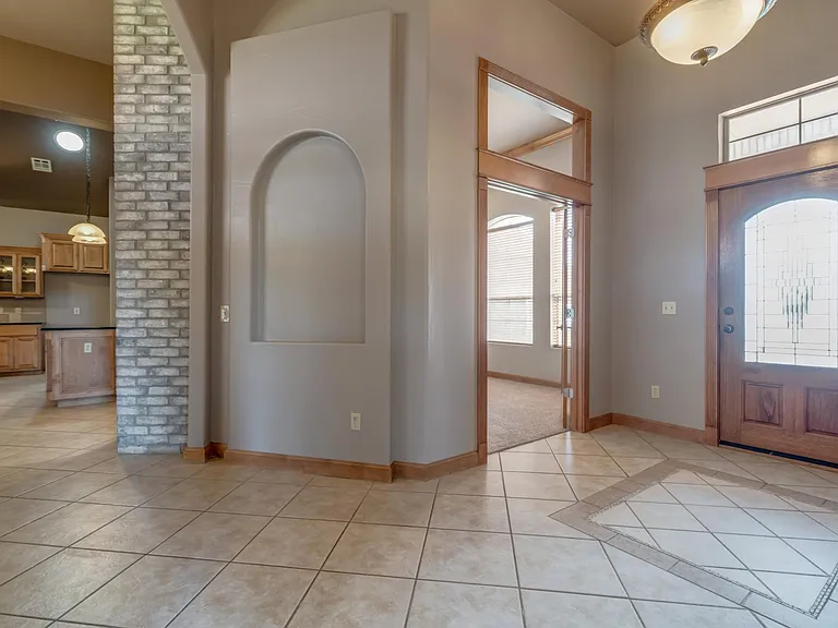 17108 Prestwick Cir — Photo 6