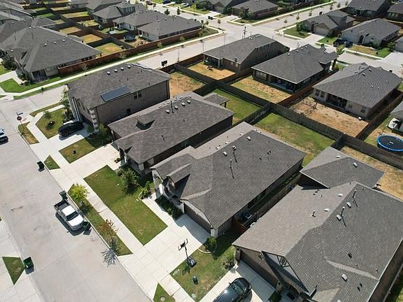 5th image of 3129 Josefina Ln