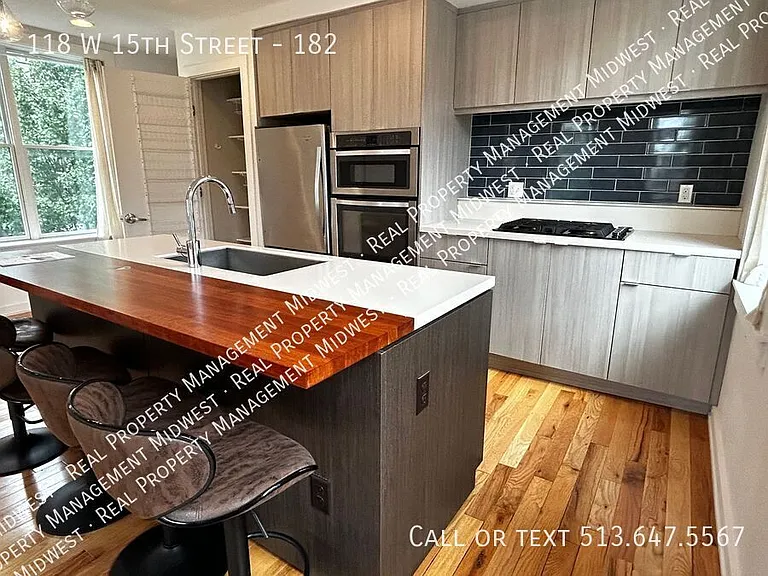 118 W 15th St #182 — Photo 9