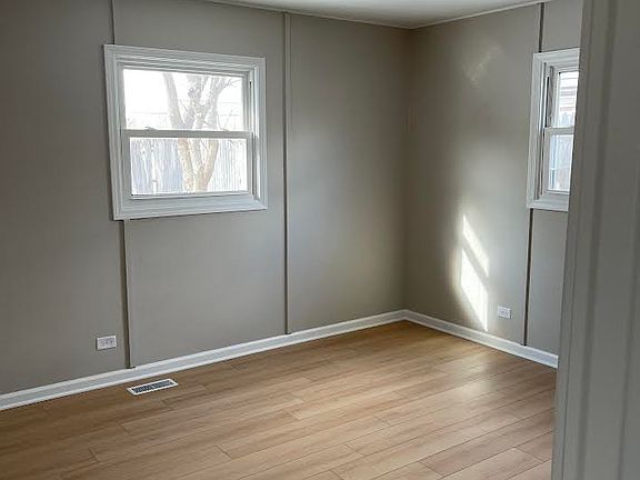 5th image of 22340 Chappel Ave