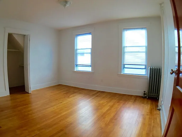 7 Jones St #3 — Photo 15