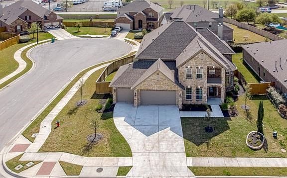 Beautiful corner lot in a cul-de-sac!