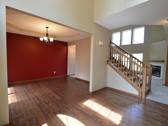 5th image of 5708 Newington Dr