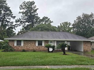 844 Fontainebleau Dr, Baton Rouge, LA 70819