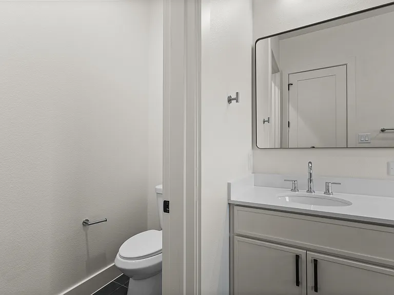 2203 Hondo Ave #303 — Photo 28
