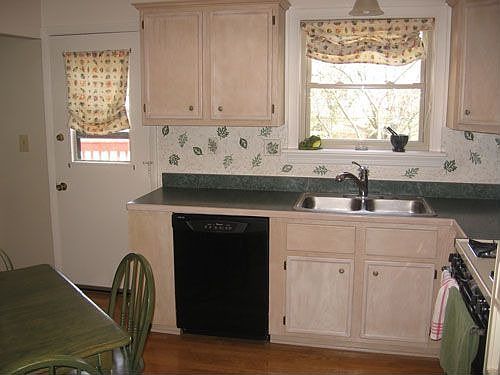 3rd image of 8123 Westview Ln