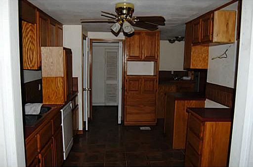 5th image of 394 W Hidden Valley Dr