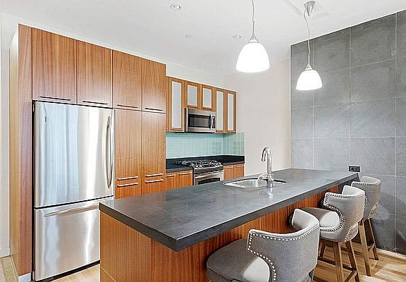 4th image of 59 John St APT 7F
