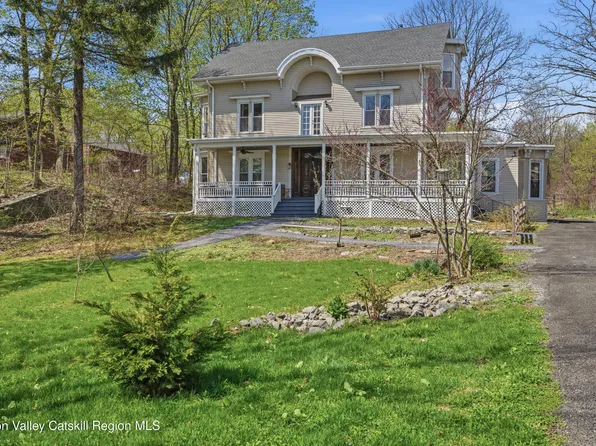 1131 Main Street, Malden On Hudson, NY 12453