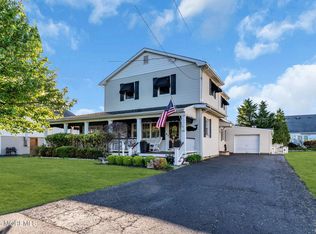23 Valentine Street, Monmouth Beach, NJ 07750