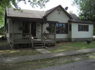 801 E Jackson St, Marion, IL 62959