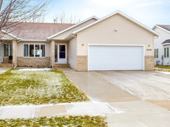 3628 28th St S, Fargo, ND 58104