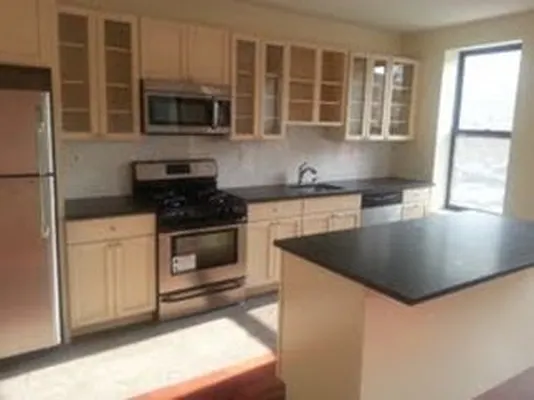 Rented by Rapid Realty Crown Heights | media 1