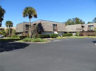 15237 W Pond Woods Dr, Tampa, FL 33618