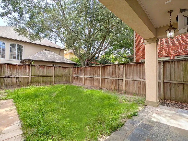 1307 Riverine Ct — Photo 44