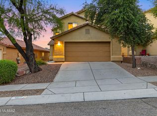 9977 E Emberwood Dr, Tucson, AZ 85748