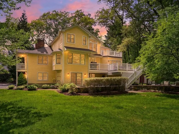 94 College Rd, Concord, MA 01742