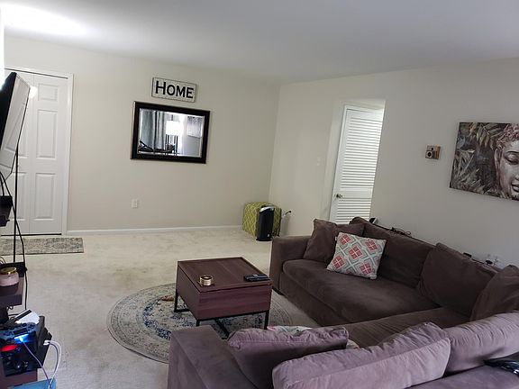 4th image of 9728 Kingsbridge Dr APT 102