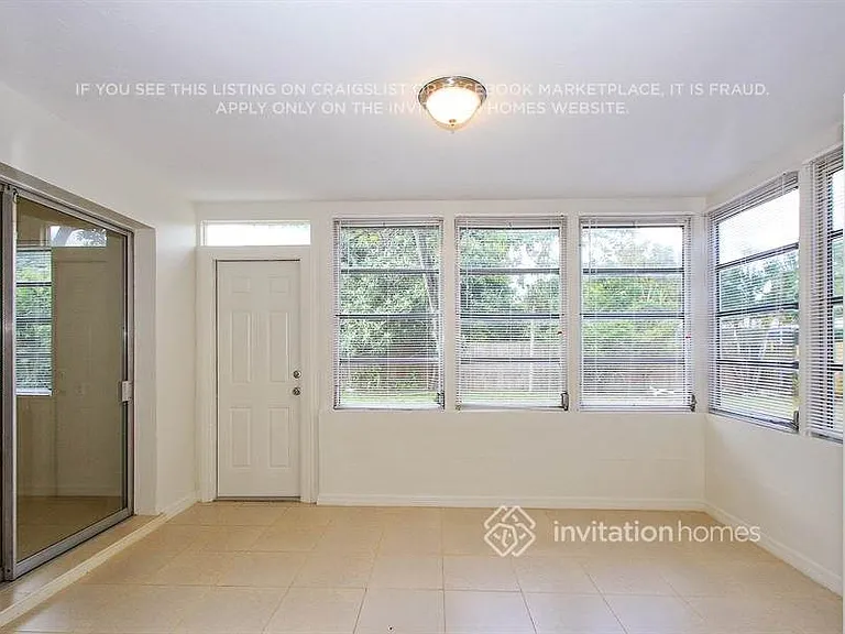 2449 Chandler Ave — Photo 11