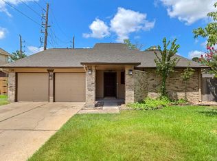 21435 Deerhaven Dr, Spring, TX 77388