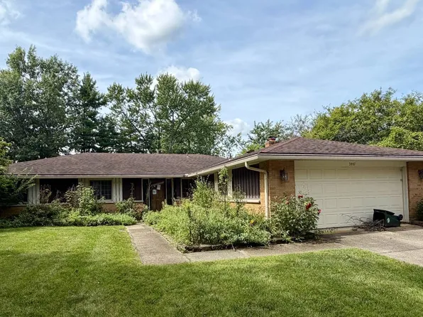 5447 Brainard Dr, Kettering, OH 45440